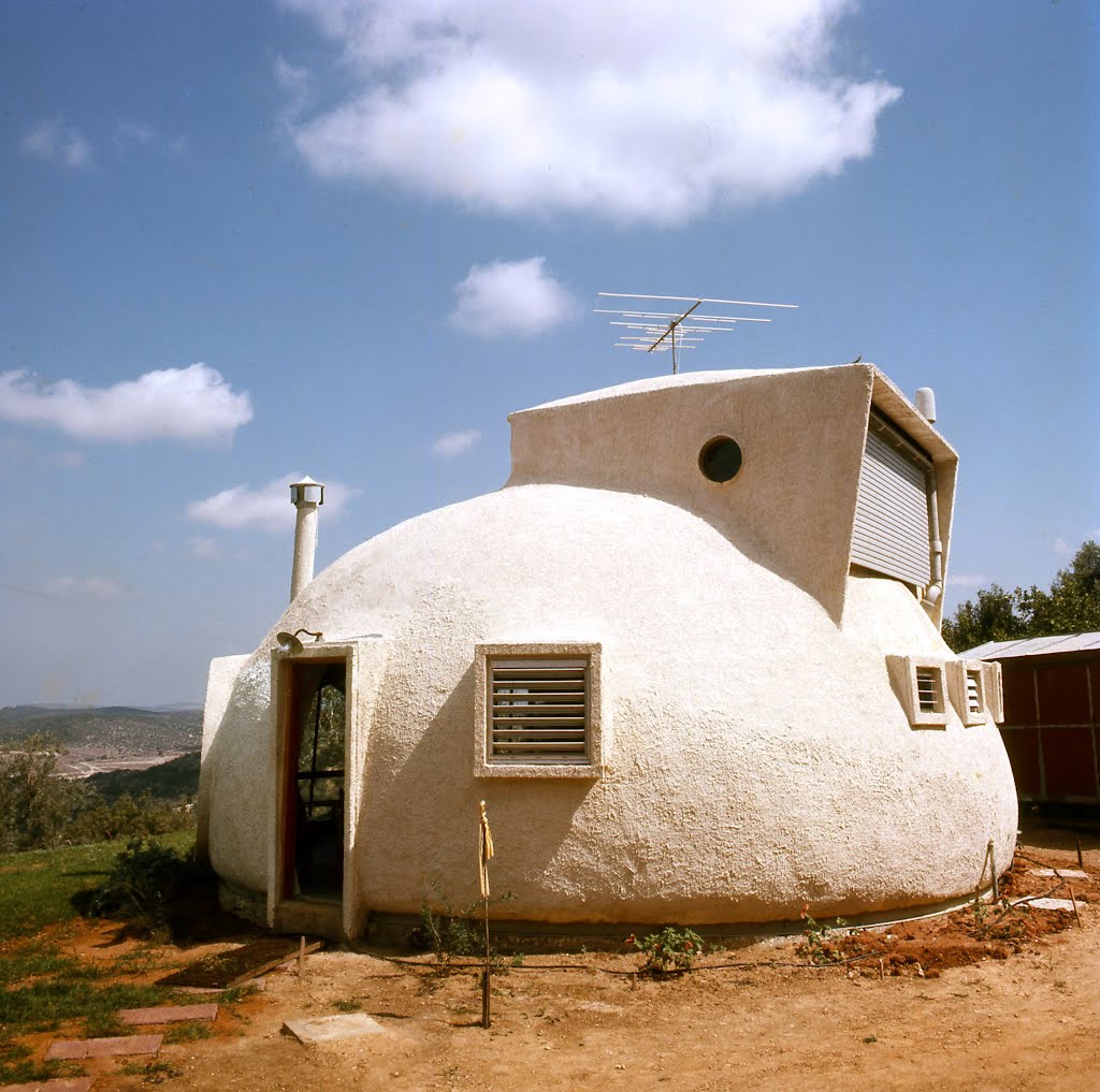 Private house in the Upper Galilee in 1970, Кармиэль