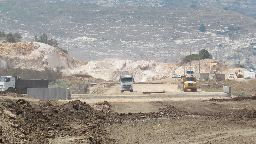West Karmiel Junction, large earthmoving work along the railroad to Karmiel           , Israel, Кармиэль