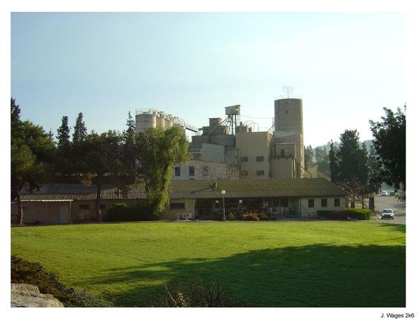 Kibbutz Shaar Haamakims mill, Кирьят-Тивон