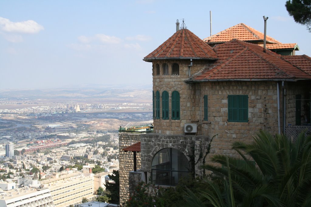Looking East from Mount Carmel, Хайфа