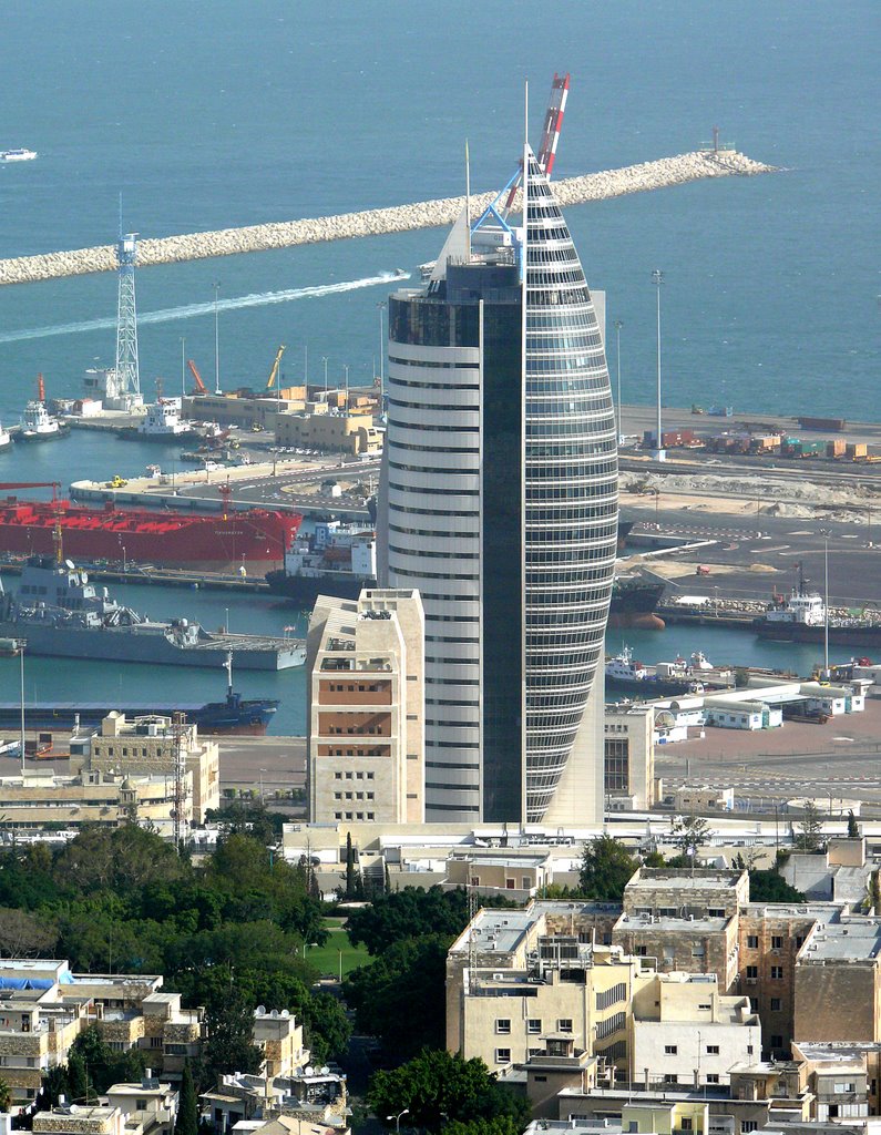 The Sail Tower ("Beit HaMifraz"), Haifa, Хайфа