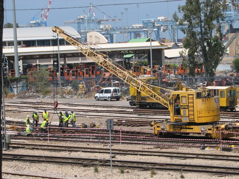 Haifa, Maintaining works in the trains railway, Haifa East railway station 10, Israel, Хайфа