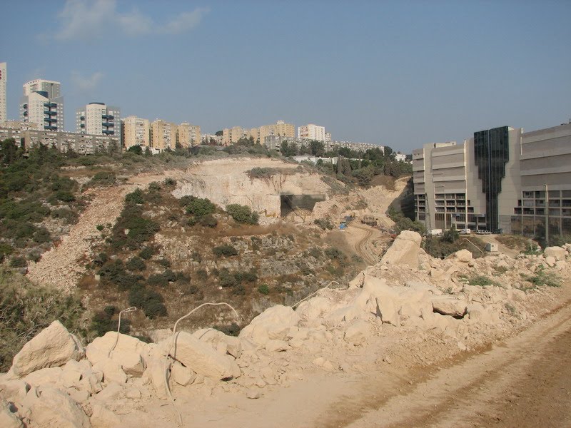 Haifa, Concrete work last preparations to the cushion the northern Caramel Tunnel 3, Israel, Хайфа