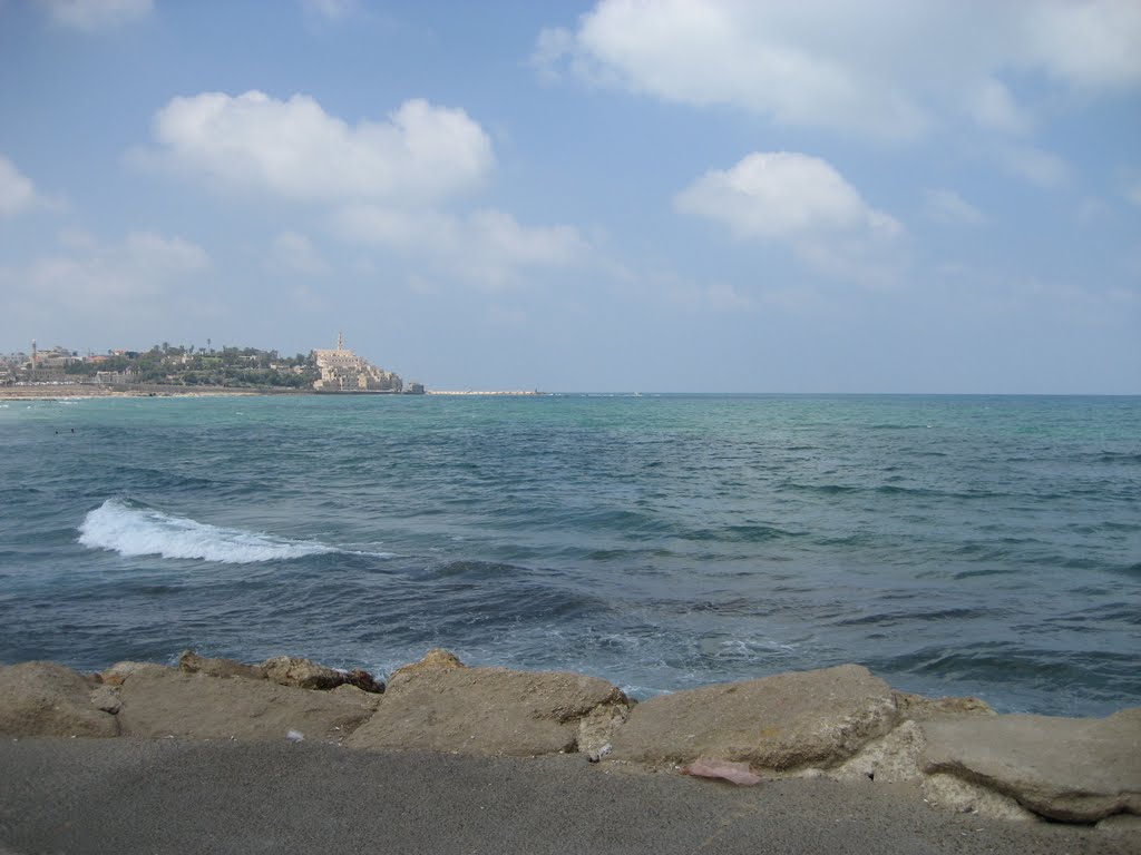 Sea and Jaffa, Бат-Ям