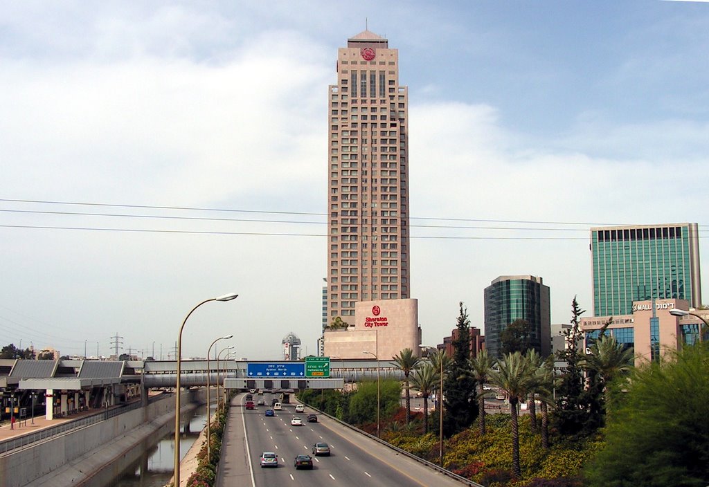 Ramat Gan Sheraton city tower hotel, Гиватаим