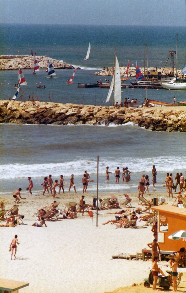 Metzitzim Beach, Tel Aviv. 1974, Тель-Авив
