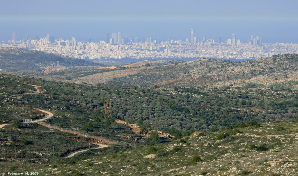 The Tel Aviv megapolis as it seen from the Samarian highlands, Тель-Авив
