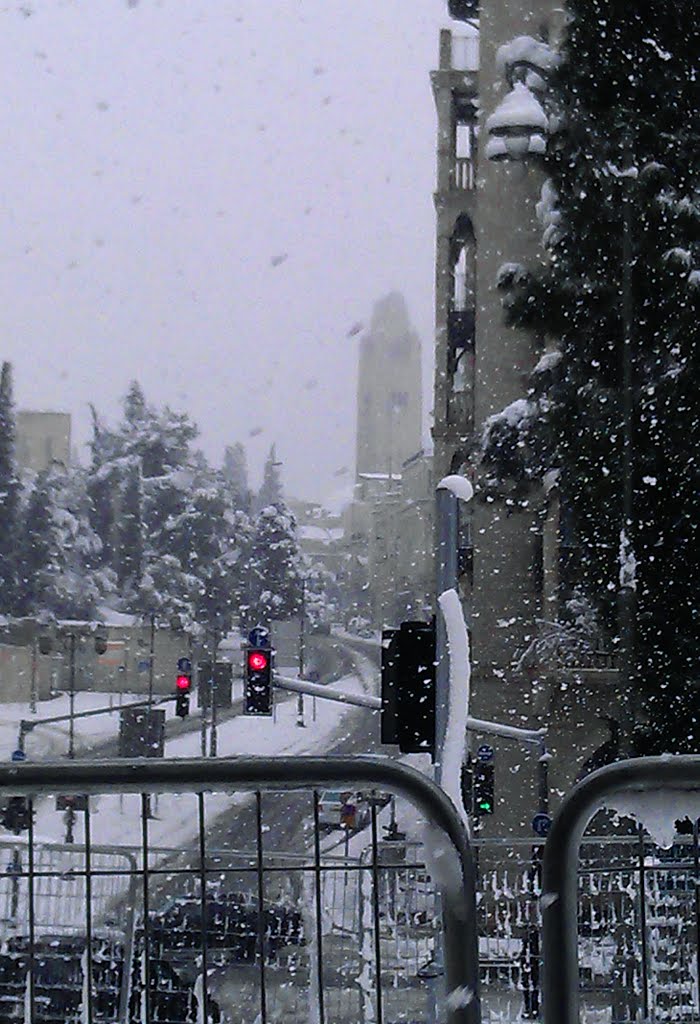 Snow in Jerusalem! 10/01/2013., Иерусалим