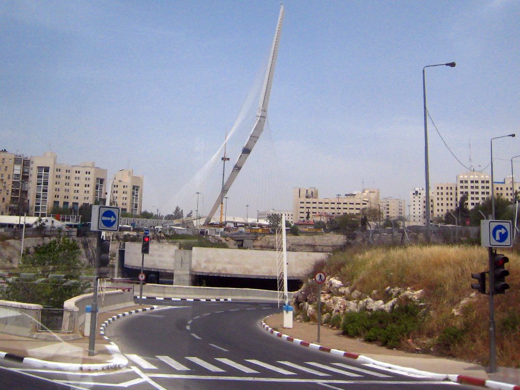 Strings Bridge, Иерусалим
