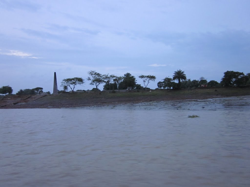 hugli river near to diamond harbour, Байдьябати