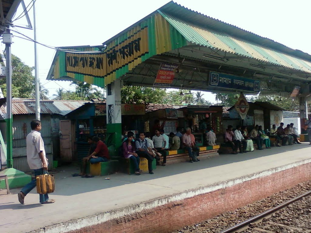Madhyamgram Railway Station, Барасат