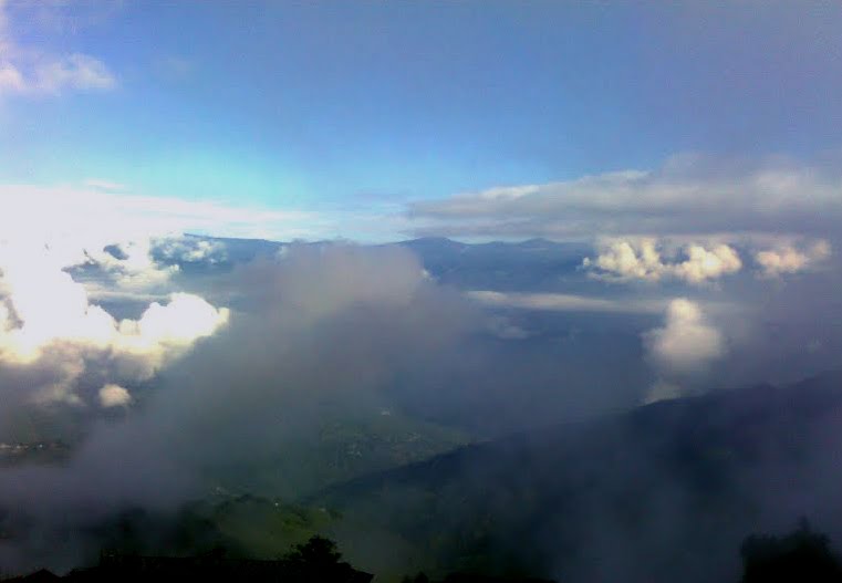 Top hill from Darjeeling, Даржилинг