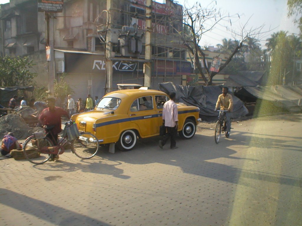 Streets of Kolkata, Kolkata, India, Дум-Дум