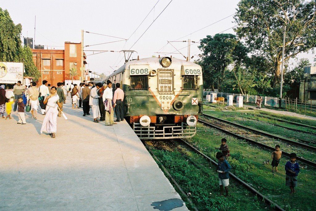 Diamond Harbour Railway Station, Кхарагпур