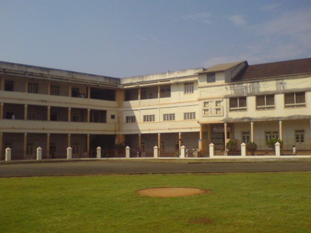 rls college, Белгаум