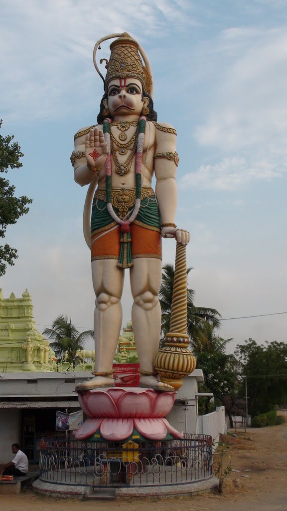 Big Hanumana In Jangamara Kalgudi Near Hosakera Camp, Бияпур