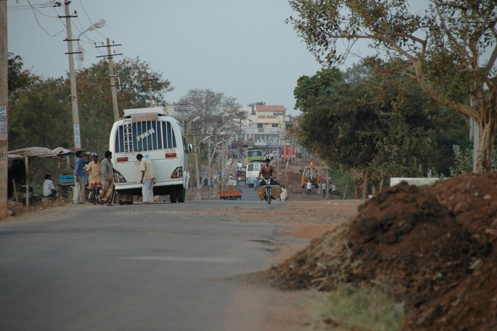 Road to downtown Gadag, Гадаг