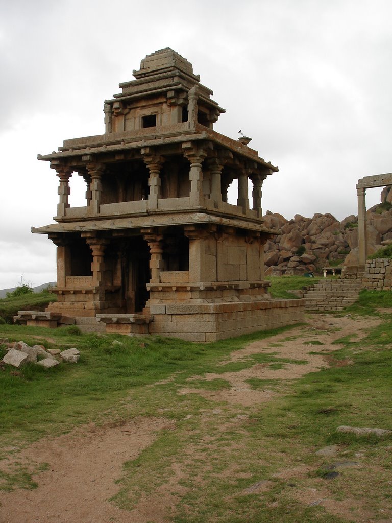 Temple in Chitradurga Fort, Давангер