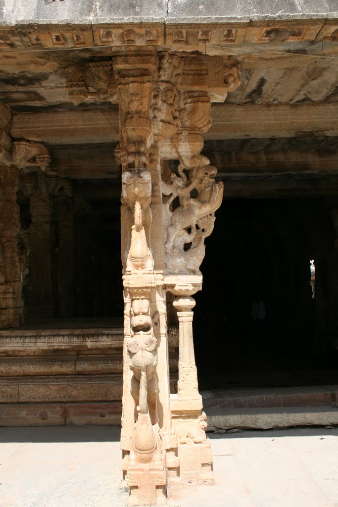 Carved Pillar, Someshwara Temple, Колар Голд Филдс