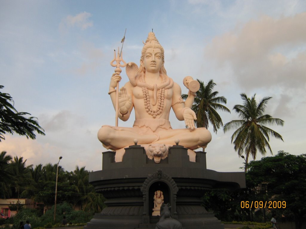 Shiva statue, shivapur coloy, Gokul Road, Хубли