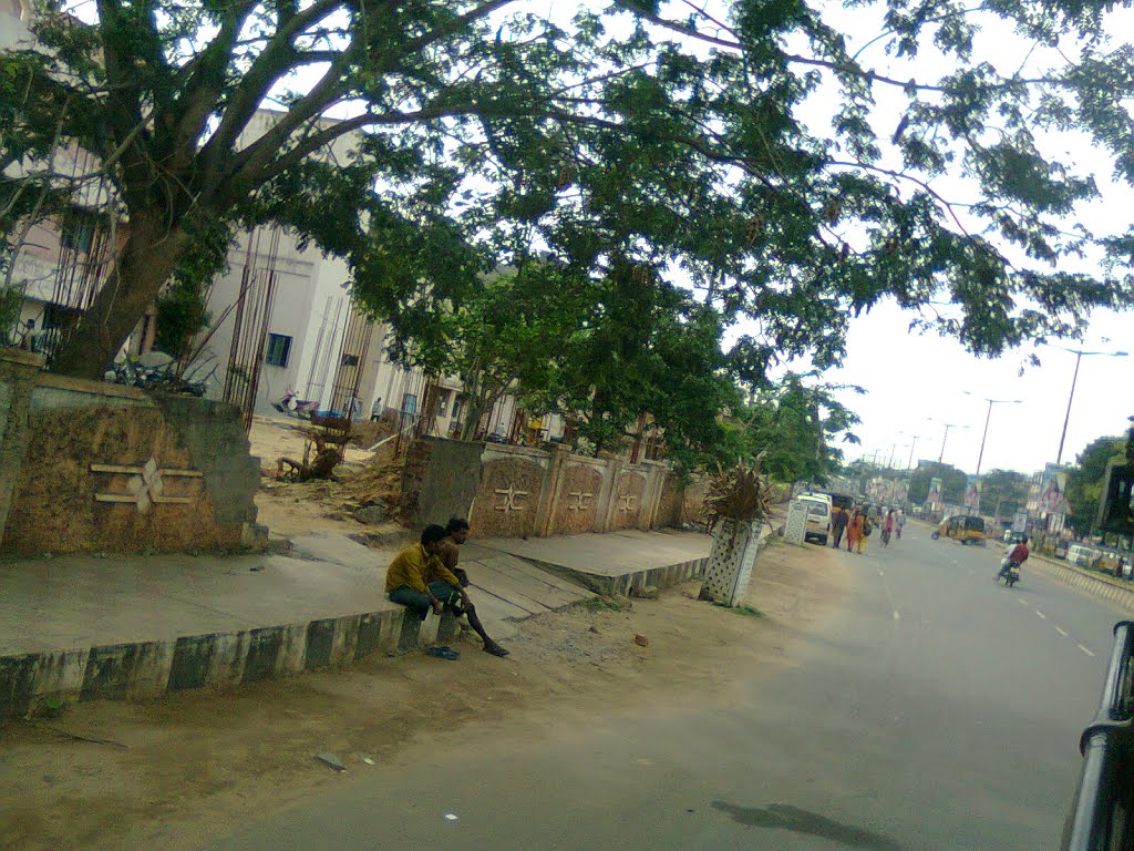 Near Medical college PG Center Kakinada (G.John Babu), Какинада