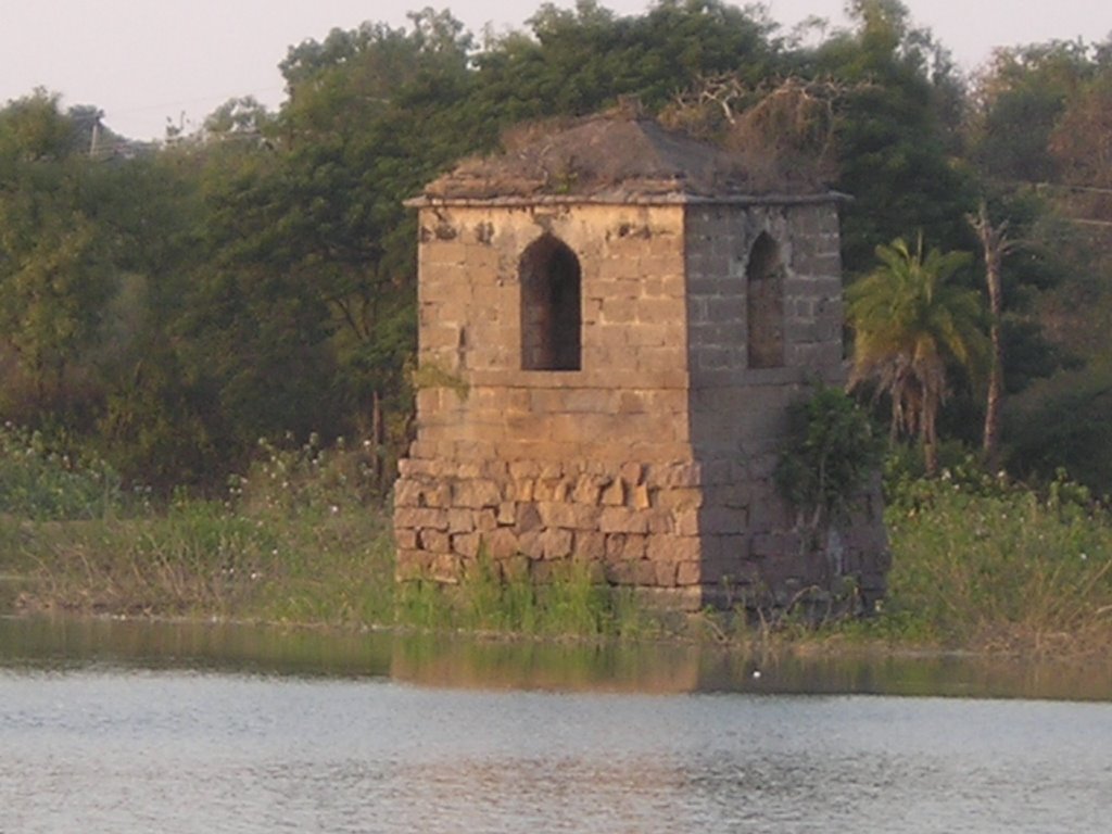 Qilla Pond, Низамабад