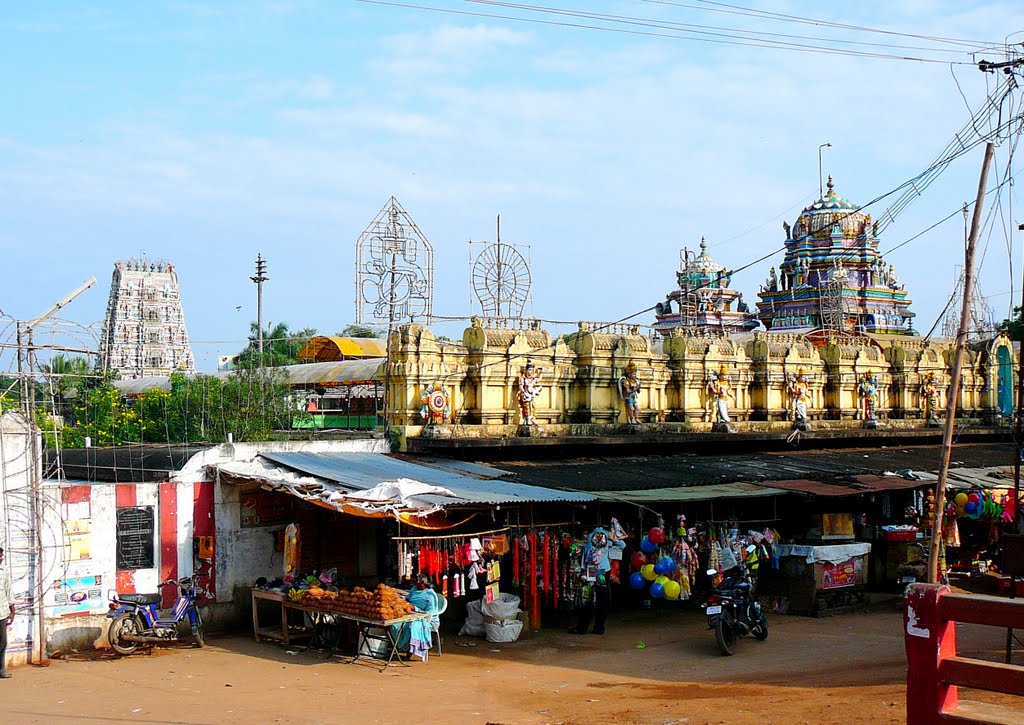 Sri Venkateswara Temple at Vykuntapuram of Pedaravuru near Tenali, Тенали