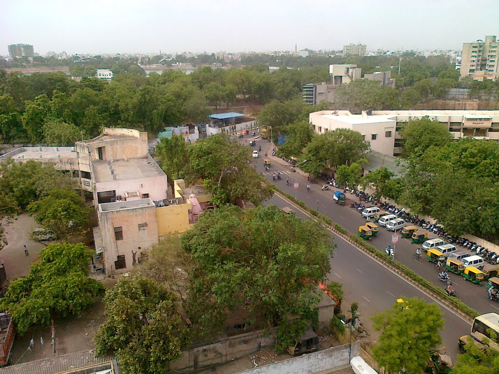 Diwan Ballubhai Rd, Sherkotda Ahmedabad, Ахмадабад