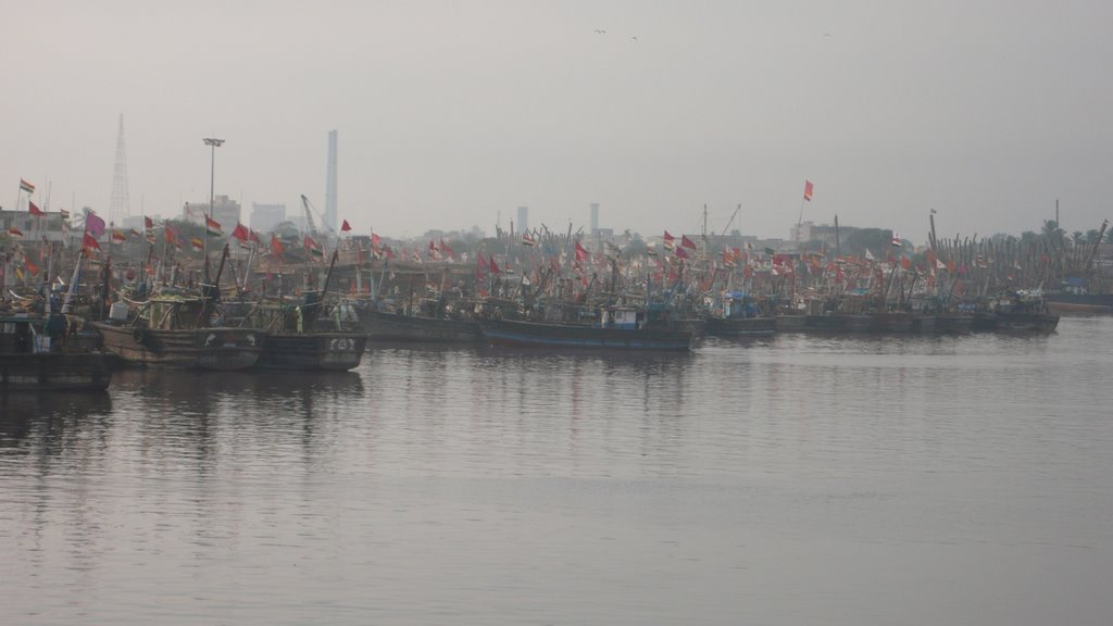 Viraval.in Fishery Harbour Somanath, Веравал