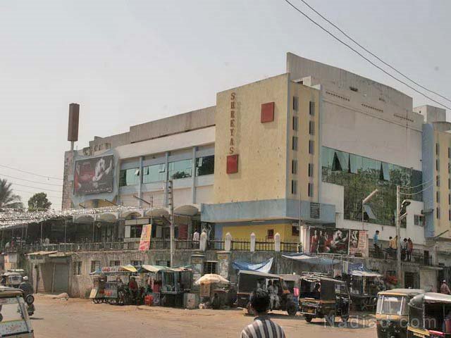 Shreyas Cinema, Надиад