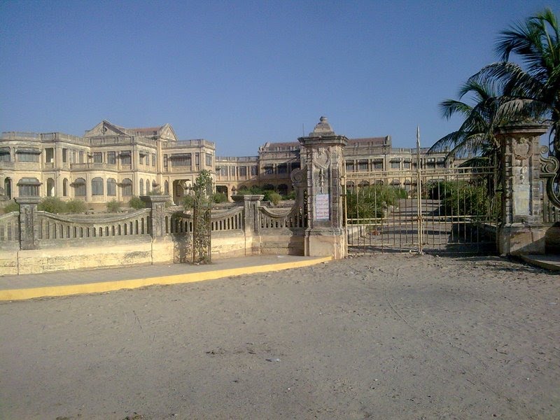 Very beautiful palace...Photo By Raju Odedra Mo. 07698787895, Порбандар