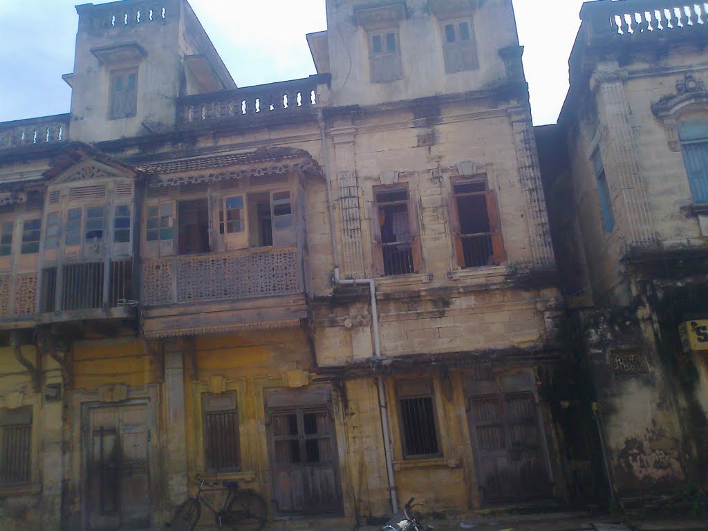 Porbandar, a beautiful of the old house Photo By Raju Odedra Mo.7698787895, Порбандар