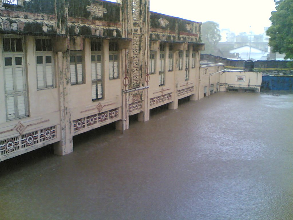 Surat flood, Сурат