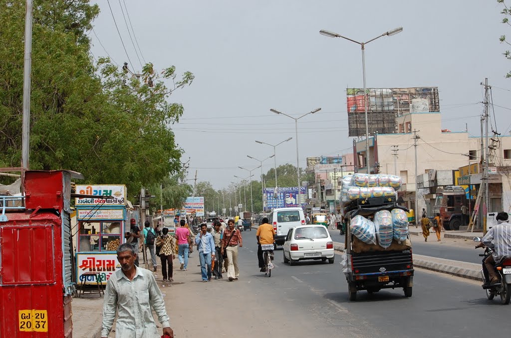 DPAK MALHOTRA, Road 2 ST Bus Stand, Surendernagar, गुजरात भारत Gujarat Bharat ગુજરાત ભારત દેશનું, Сурендранагар