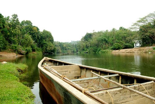 Chennamangallur, Theyyathum Kadavu, Кожикод