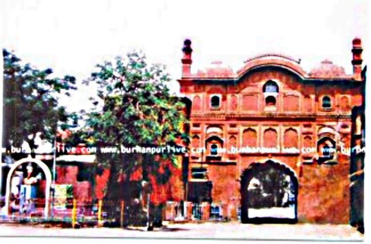 Sanwra Gate, Бурханпур