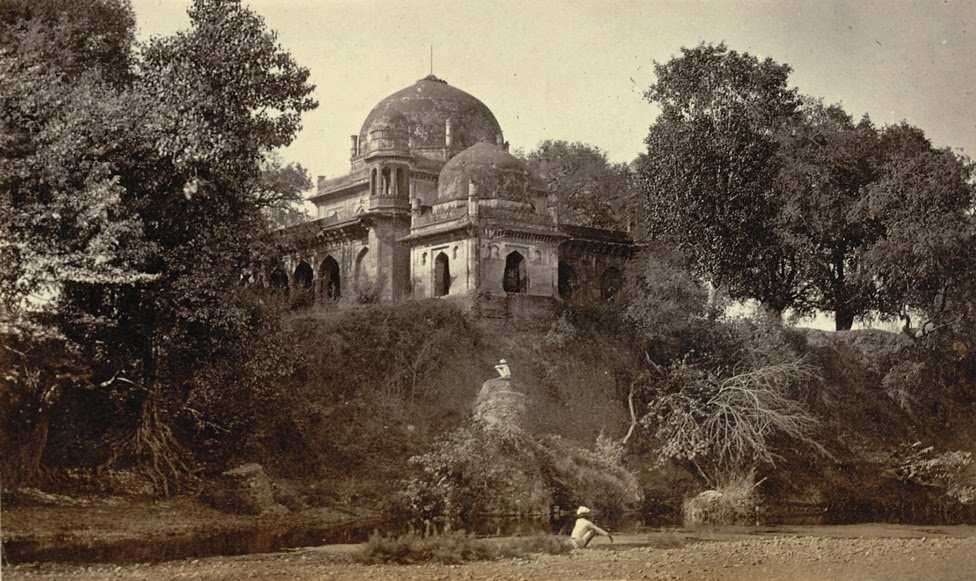 Tomb, Бурханпур
