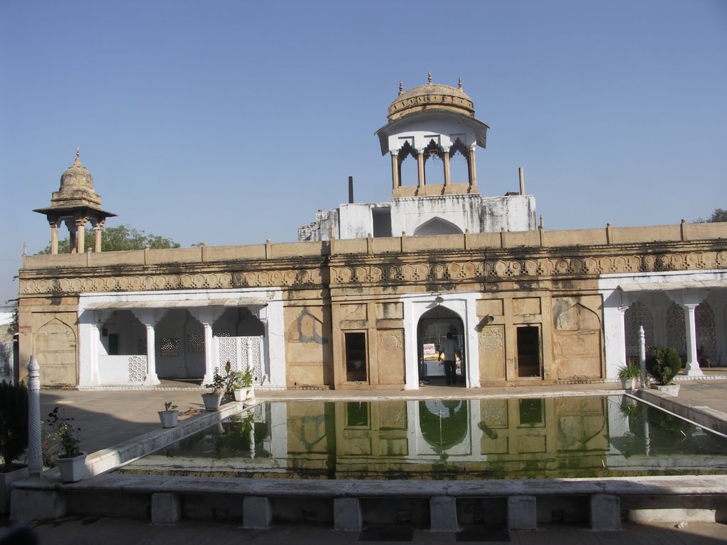 Gwalior Jama Masjid, Гвалиор