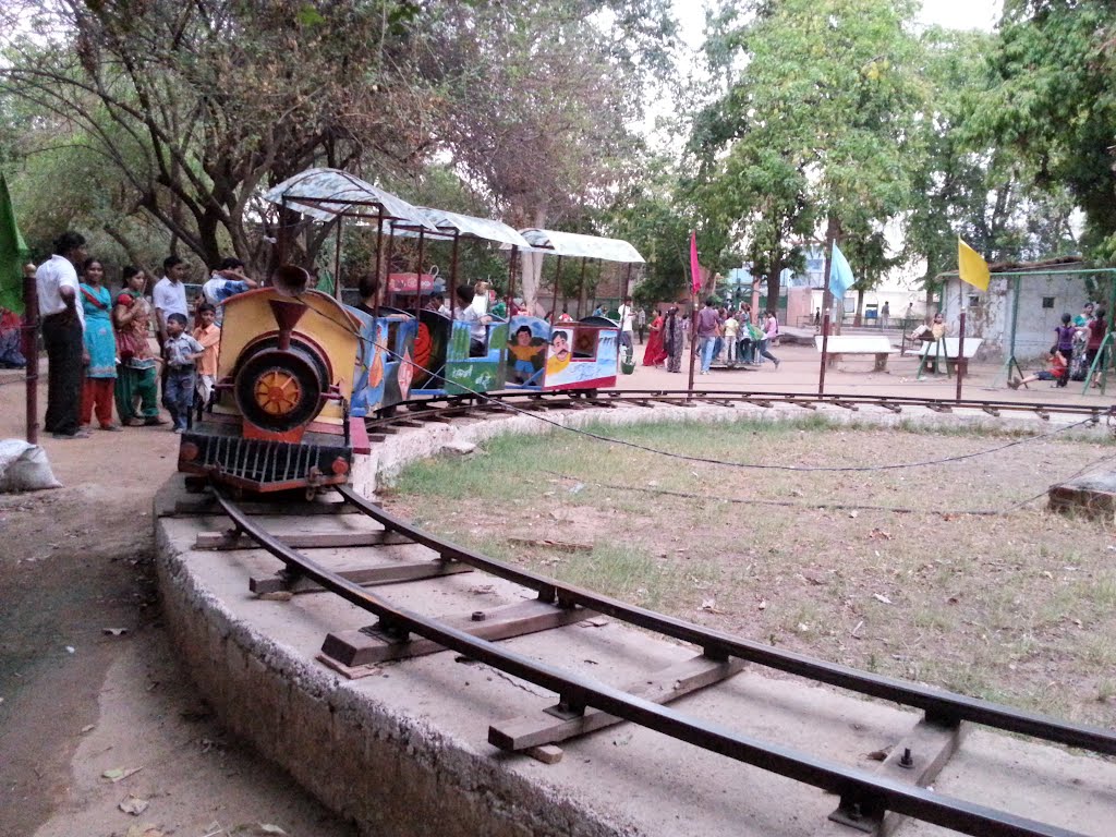 Toy train, Gwalior Zoo, Гвалиор