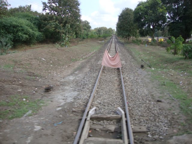 DSC08149  Rail track  Choral 13.55.47, Кхандва