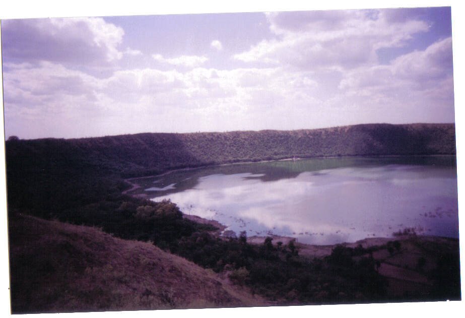 Impact of a celestial Rock- Lonar Crater, Ахалпур