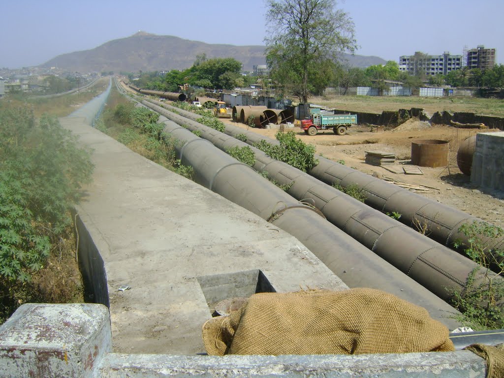Pipe Line, Бхиванди