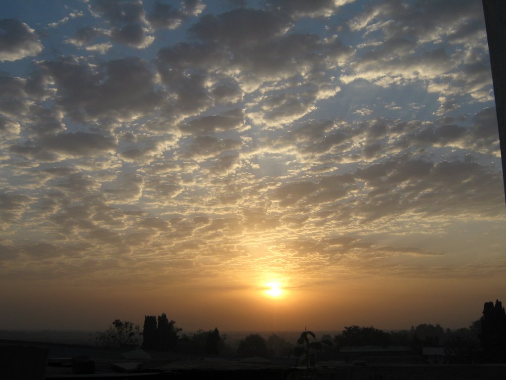 sunrise, Дхулиа