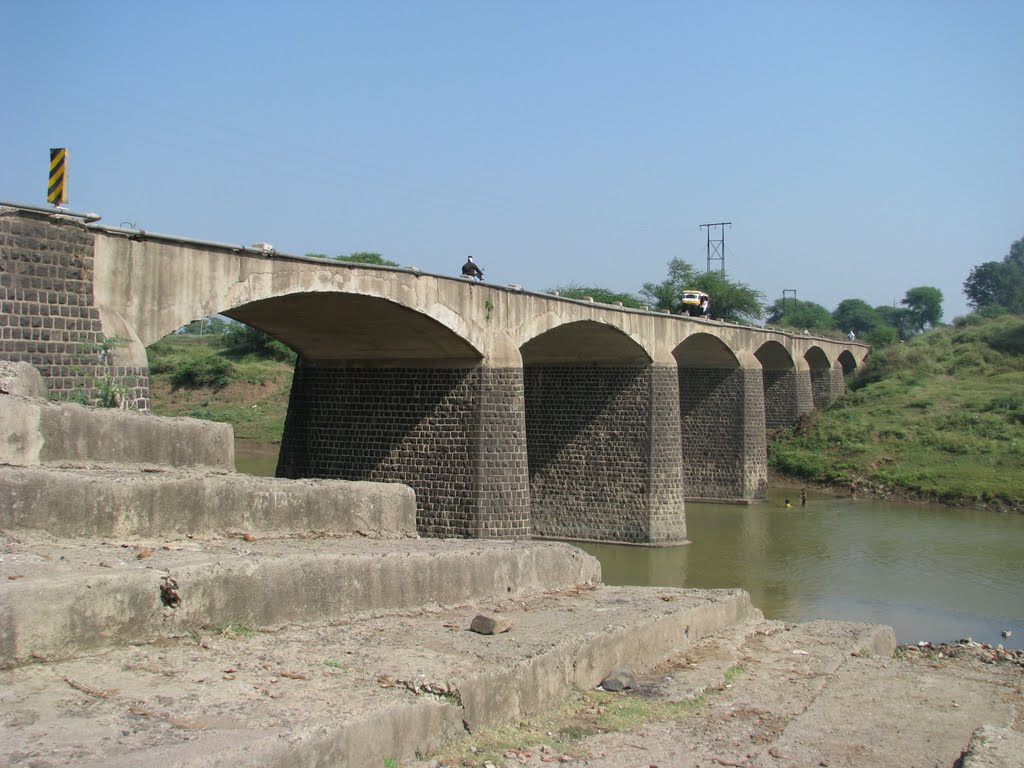 Indias first reinforced concrete bridge, Daryapur Maharashtra, Малегаон