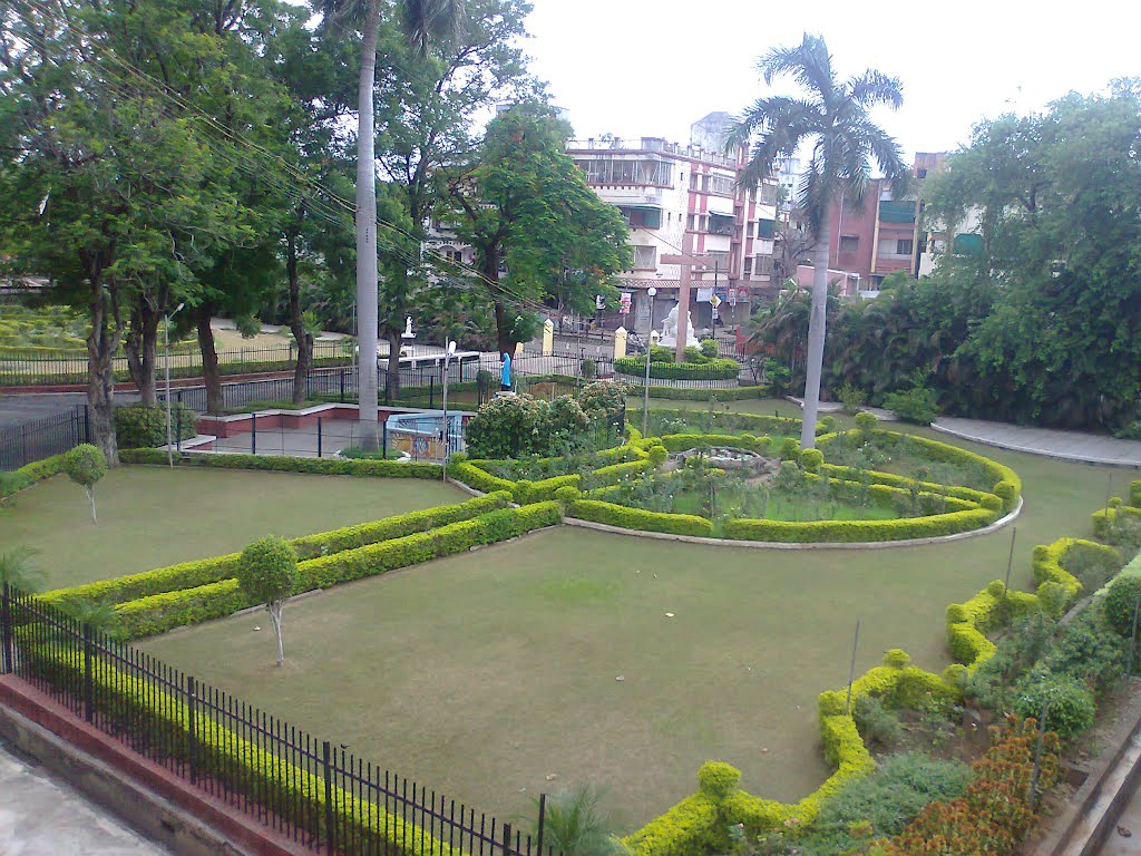 Lawn at St. Johns School, Nagpur, Нагпур