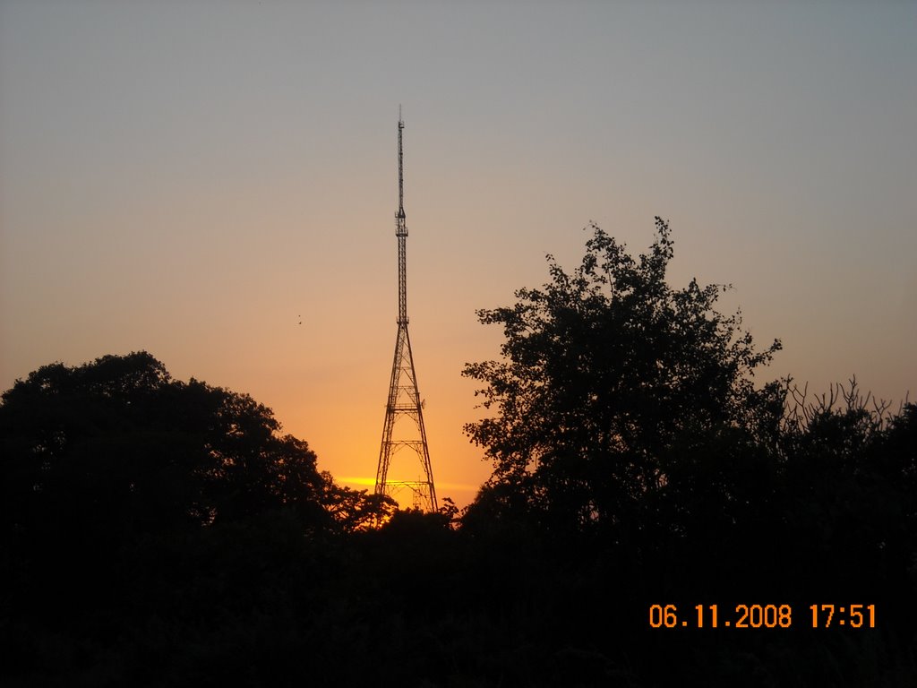Tower on the background of Sunset., Сатара