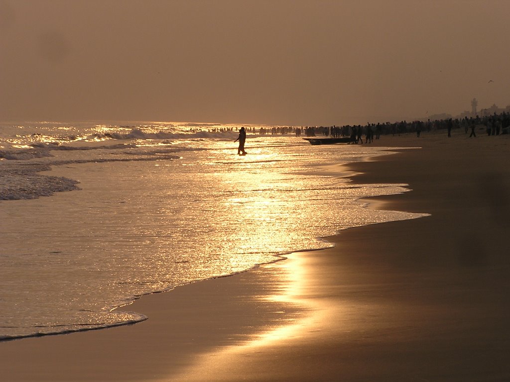 Sunset in ocean, Пури
