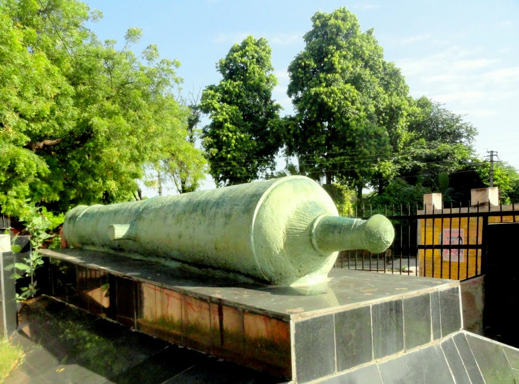 Cannon used by Jat Rulers of Lohagar, Bharatpur, Бхаратпур