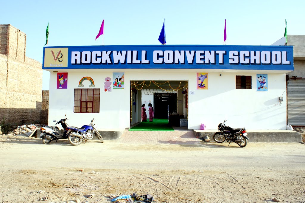 ROCKWILL SCHOOL, Ганганагар