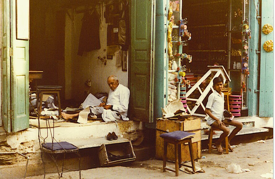 Udaipur Craft shops 1980...© by leo1383, Удаипур